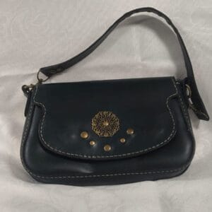 el yapımı hakiki deri lacivert Çanta