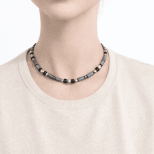 gri & siyah boncuklu gümüş renk metal detaylı misinalı kolye